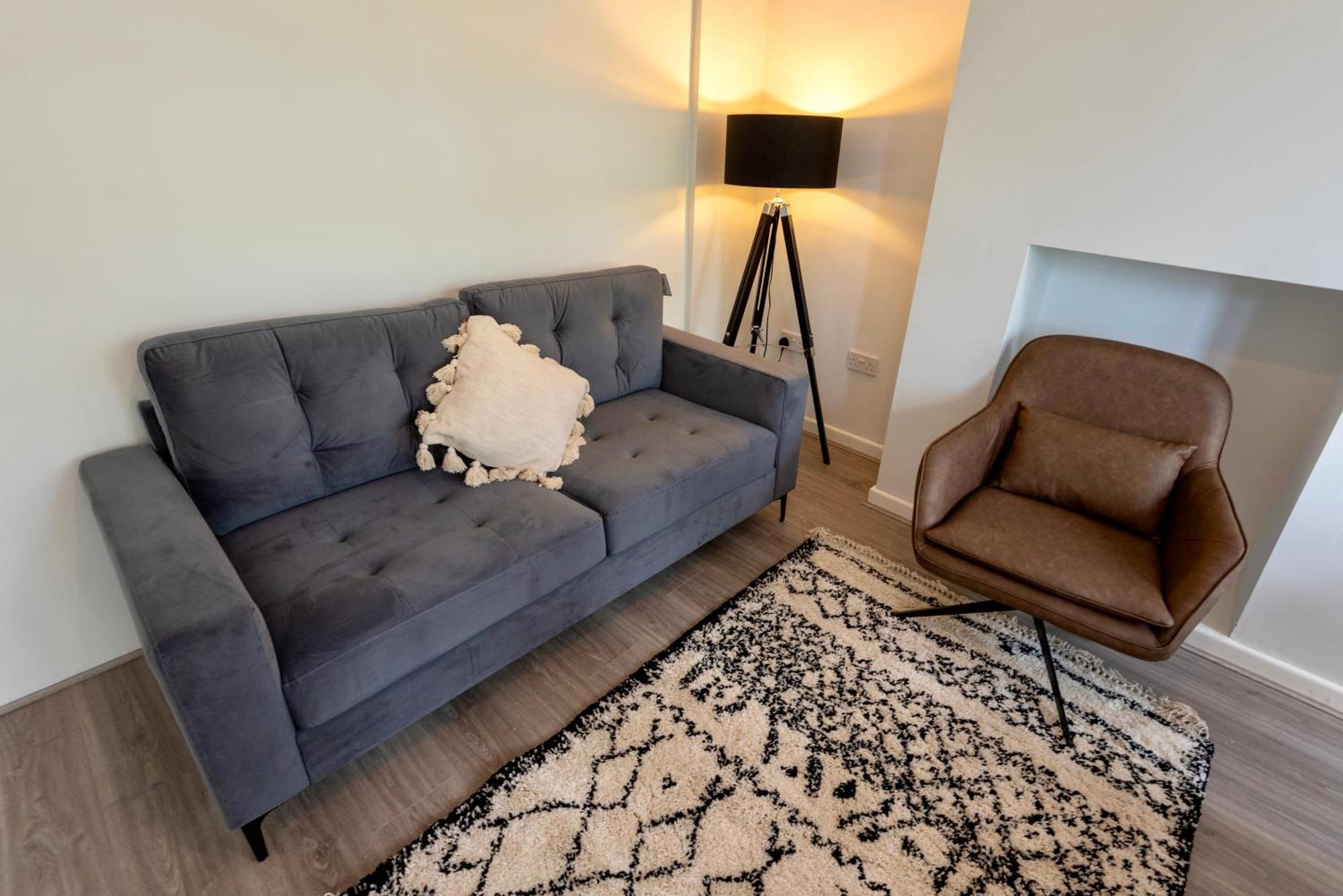 Single Room In Brand New 5 Bedroom Home BW Room 2 Solihull Buitenkant foto
